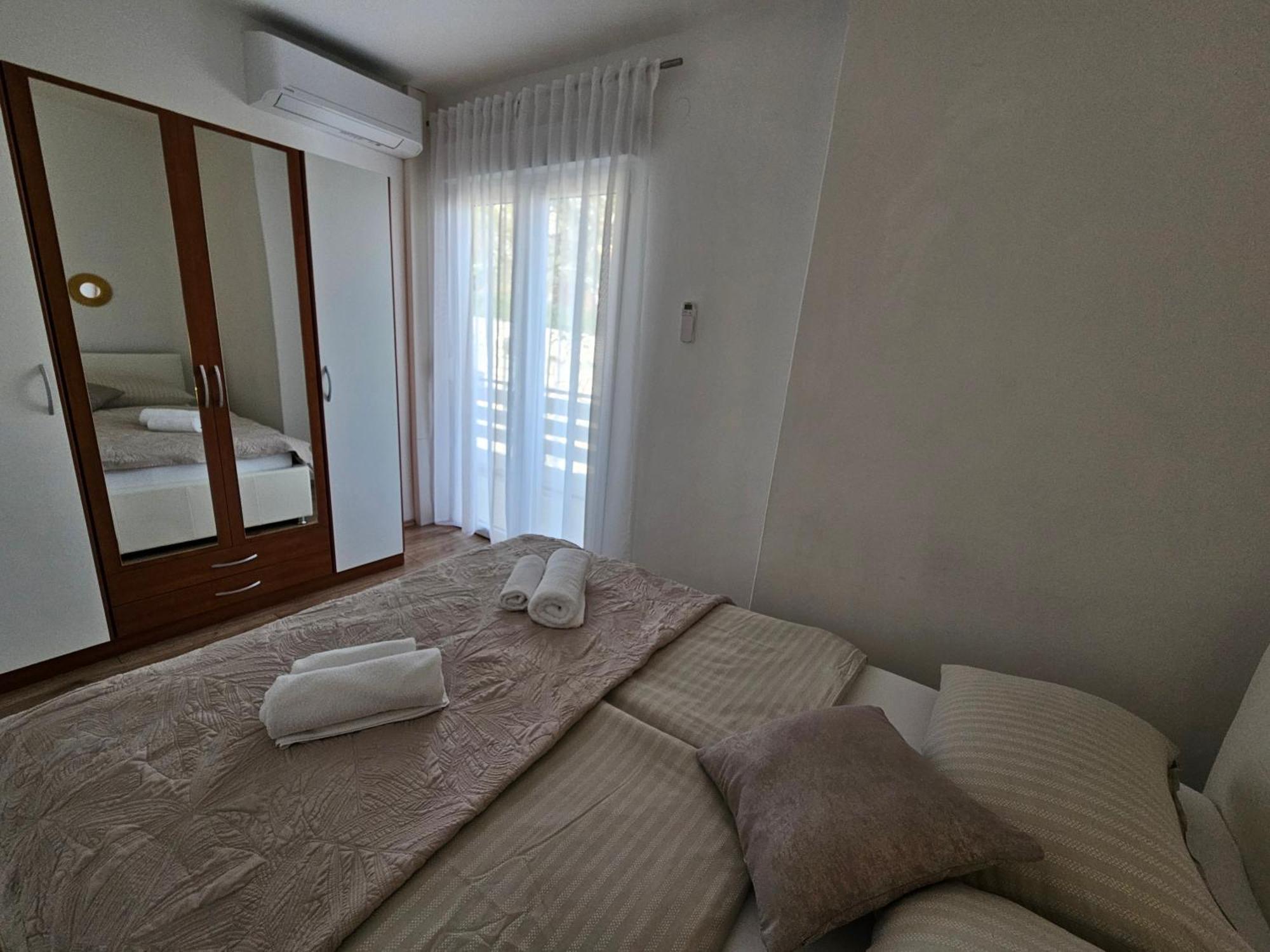 Apartmani Pavlović Krk Town Zewnętrze zdjęcie