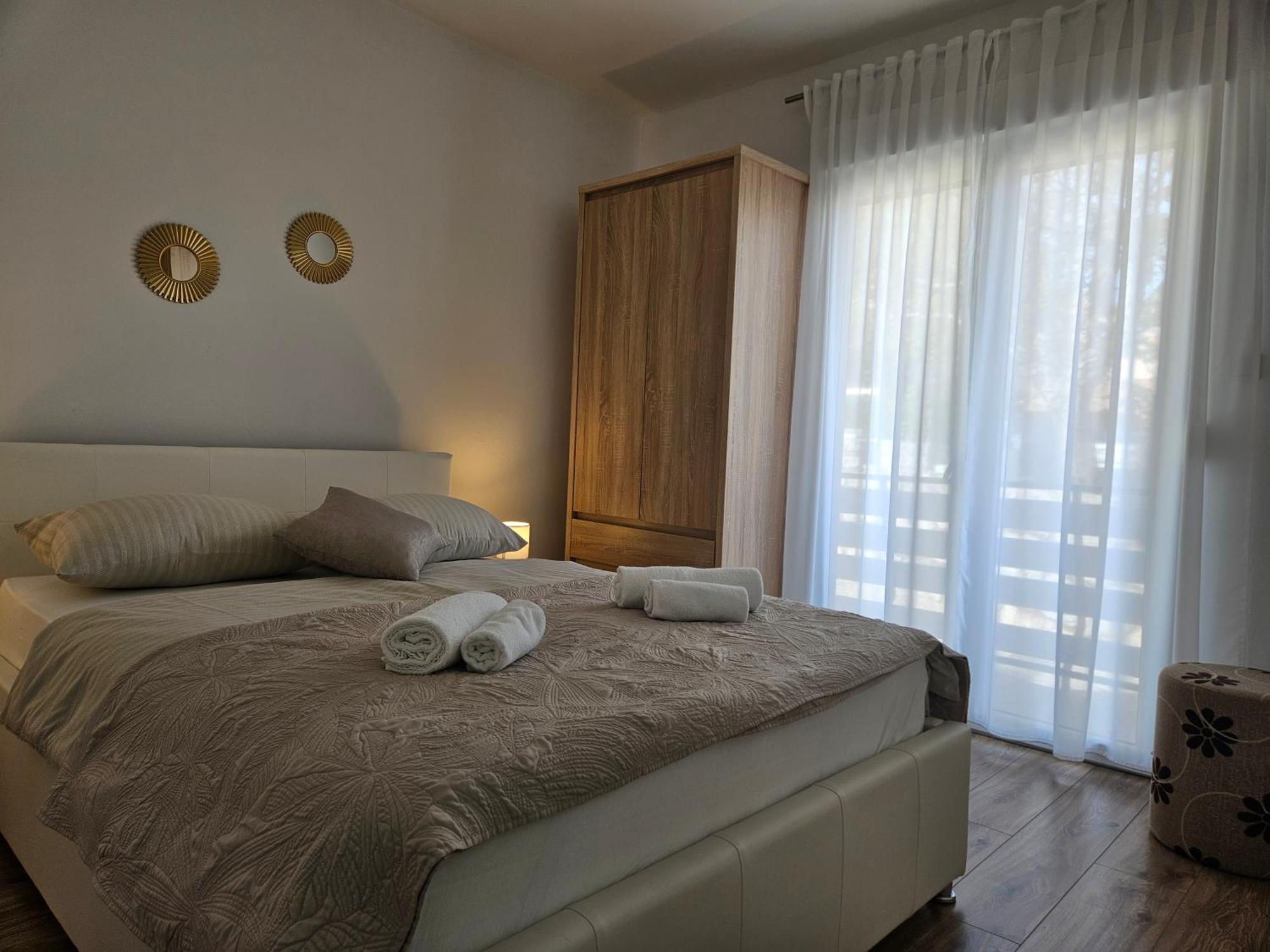 Apartmani Pavlović Krk Town Zewnętrze zdjęcie